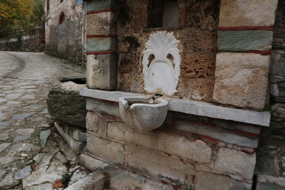 202111030659474677-1200x800